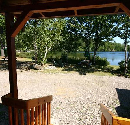 Spectacle Lake Lodge Bancroft Luaran gambar